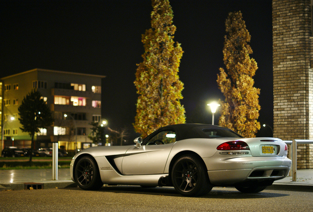 Dodge Viper SRT-10 Roadster 2003