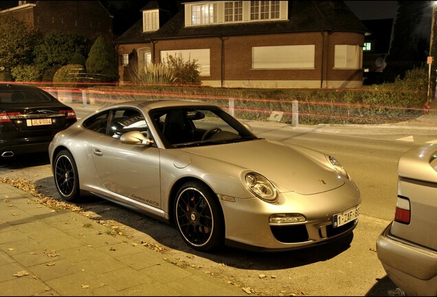 Porsche 997 Carrera 4 GTS