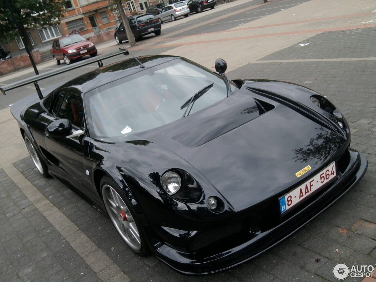 Noble M12 GTO