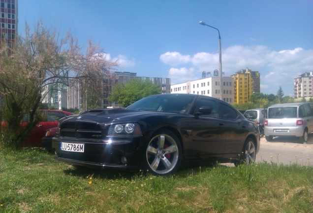 Dodge Charger SRT-8