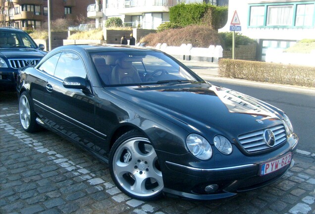 Mercedes-Benz CL 65 AMG C215