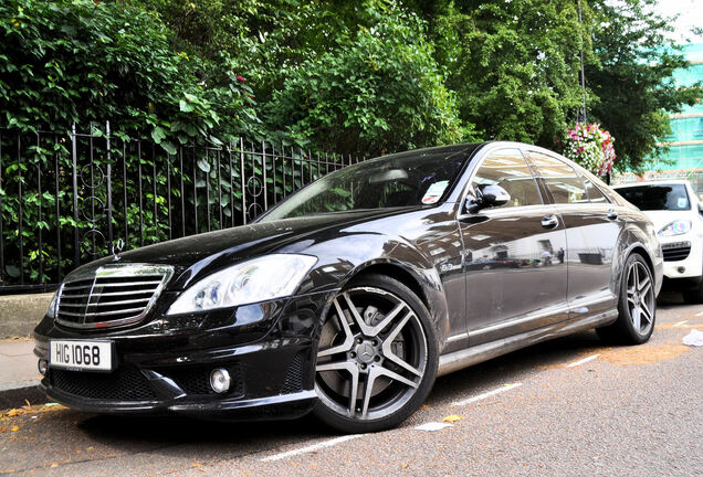 Mercedes-Benz S 63 AMG W221