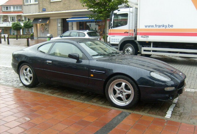 Aston Martin DB7