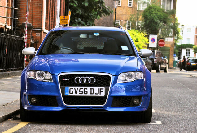 Audi RS4 Avant B7