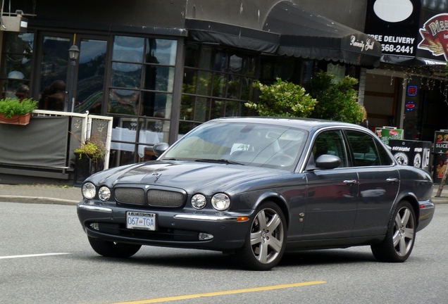 Jaguar XJR