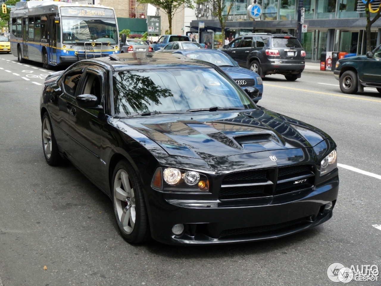 Dodge Charger SRT-8