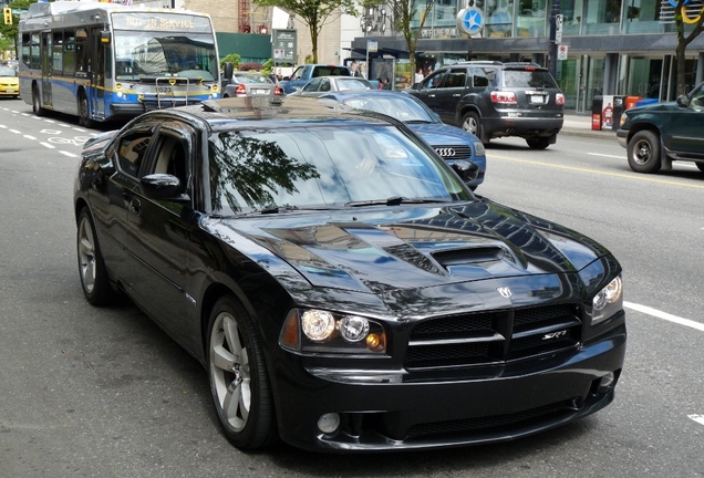 Dodge Charger SRT-8