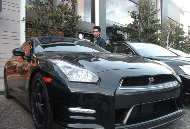 Nissan GT-R 2011