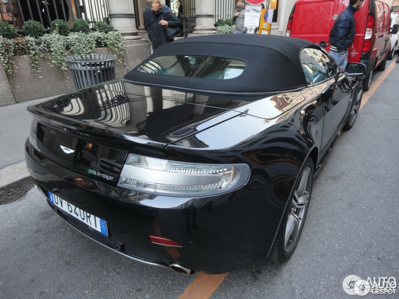 Aston Martin V8 Vantage N400 Roadster