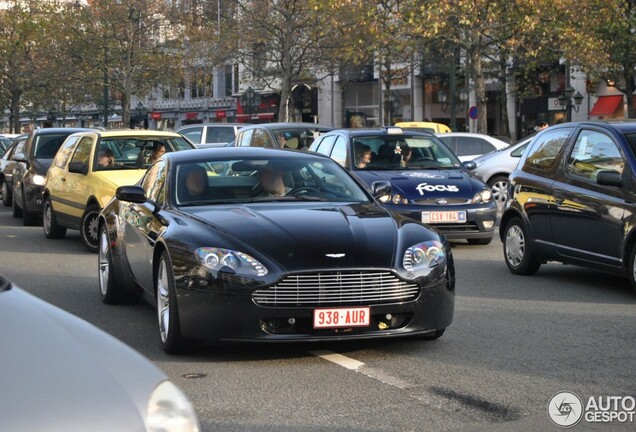 Aston Martin V8 Vantage