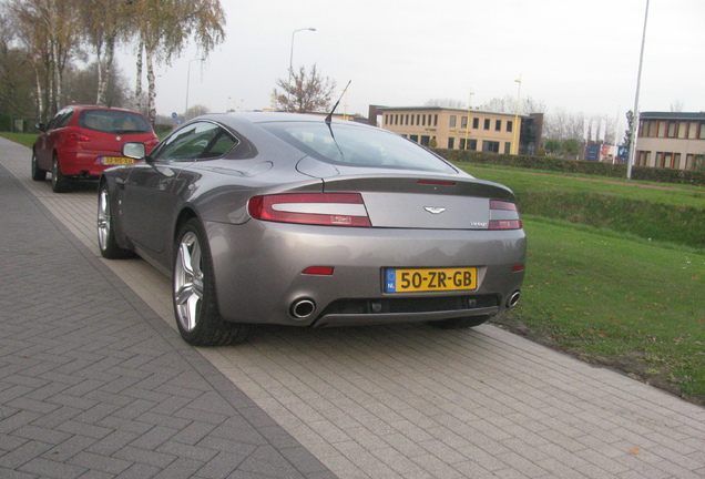 Aston Martin V8 Vantage