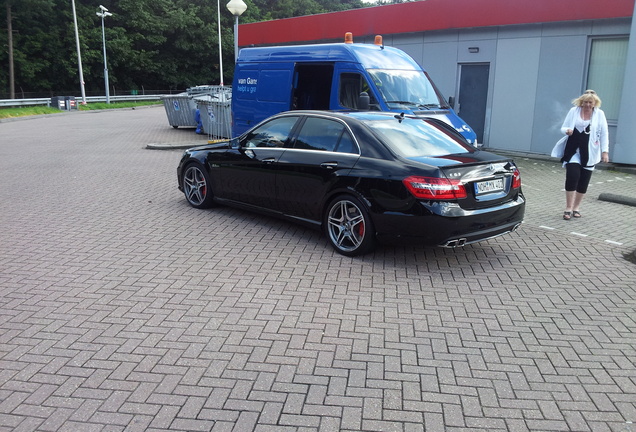 Mercedes-Benz E 63 AMG W212