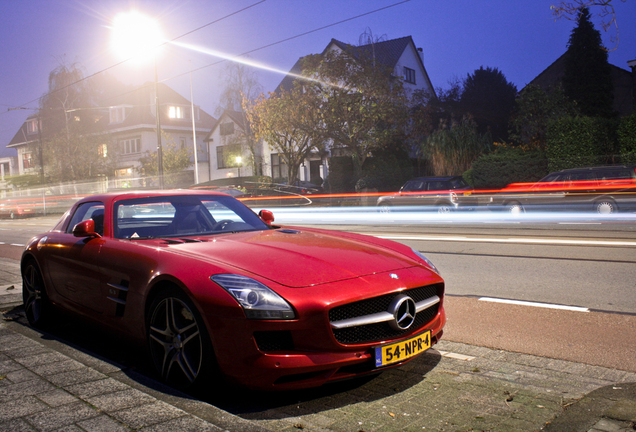 Mercedes-Benz SLS AMG