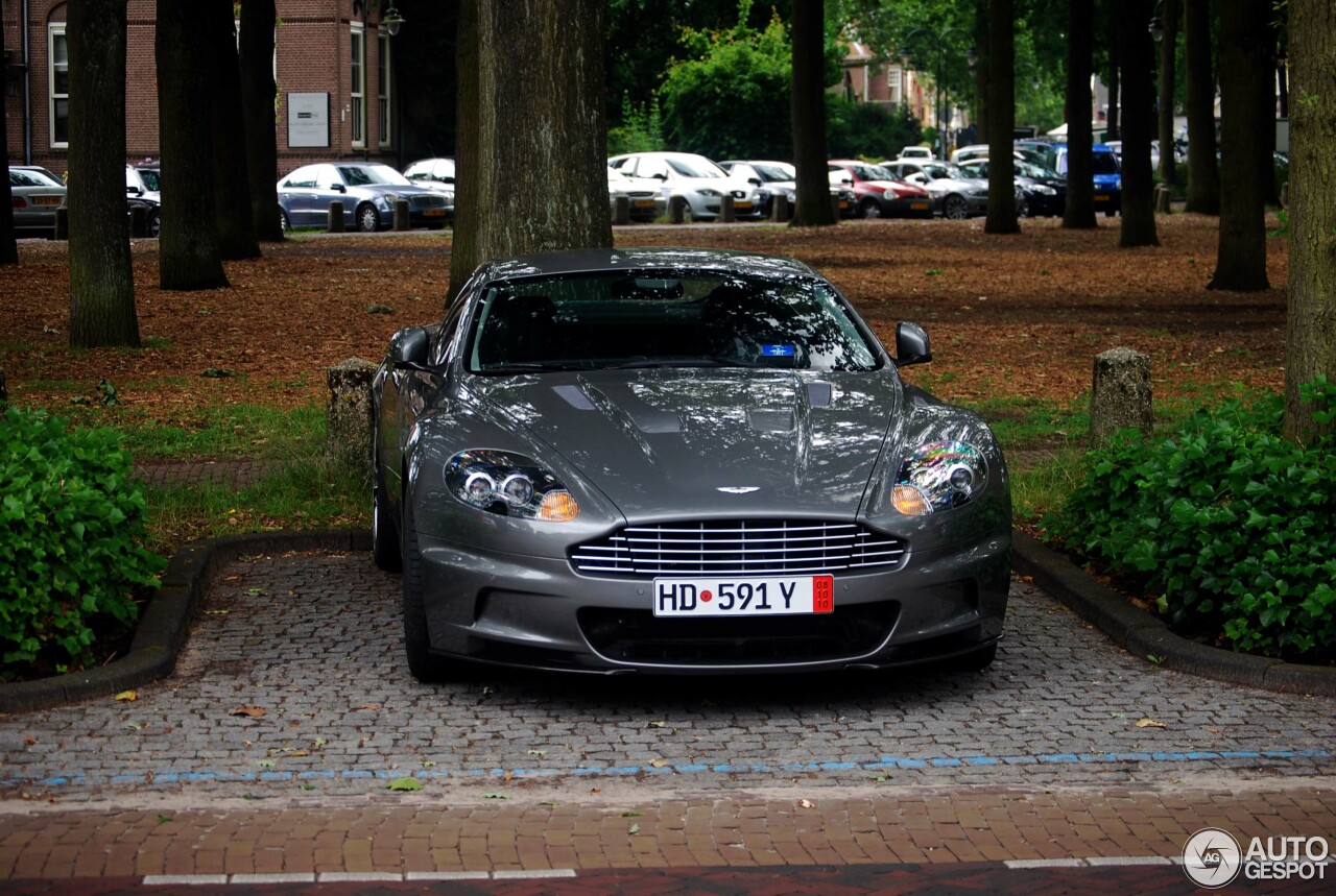 Aston Martin DBS