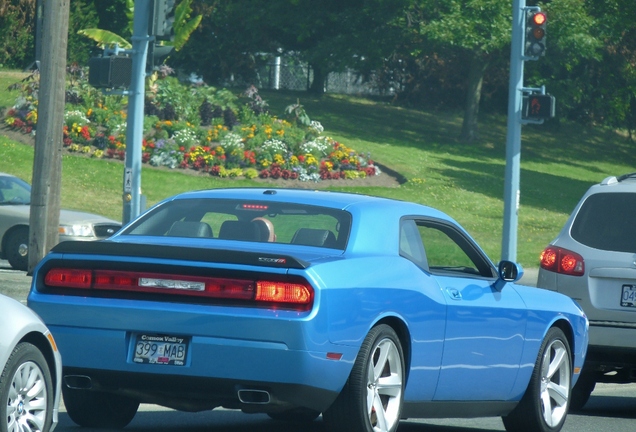 Dodge Challenger SRT-8