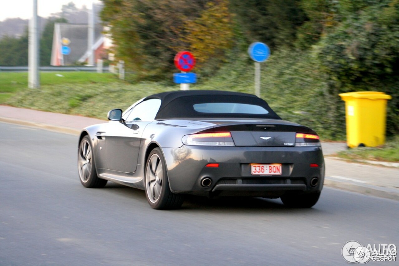 Aston Martin V8 Vantage Roadster