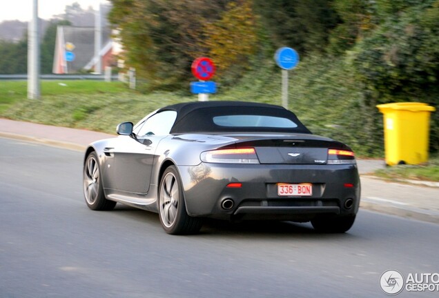 Aston Martin V8 Vantage Roadster