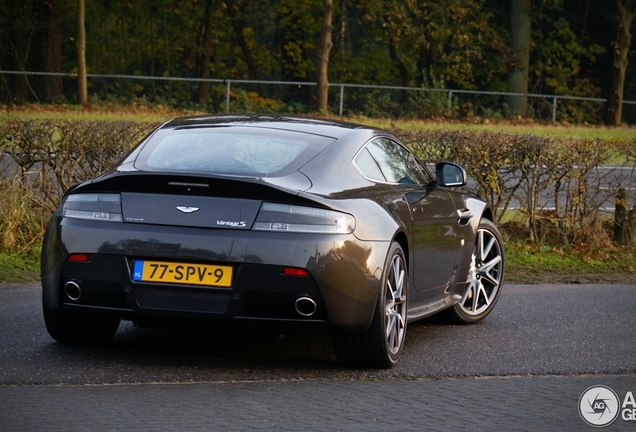 Aston Martin V8 Vantage S