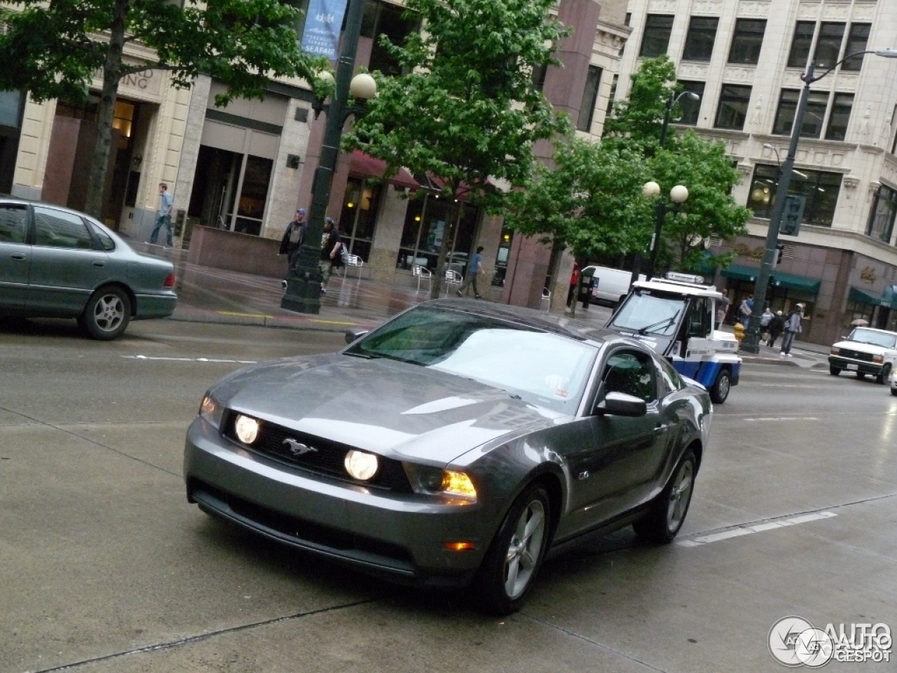 Ford Mustang GT 2011