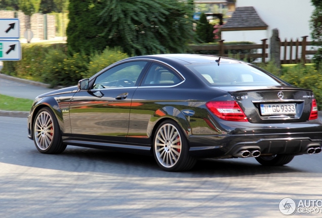 Mercedes-Benz C 63 AMG Coupé