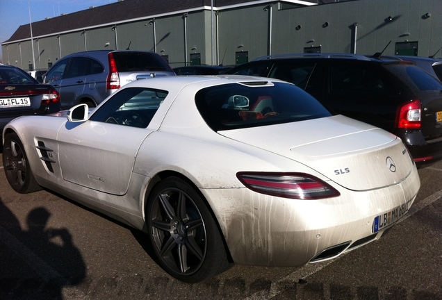 Mercedes-Benz SLS AMG