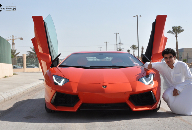 Lamborghini Aventador LP700-4