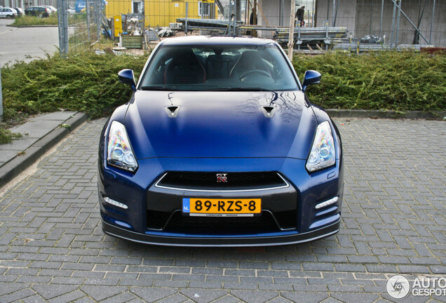 Nissan GT-R 2011