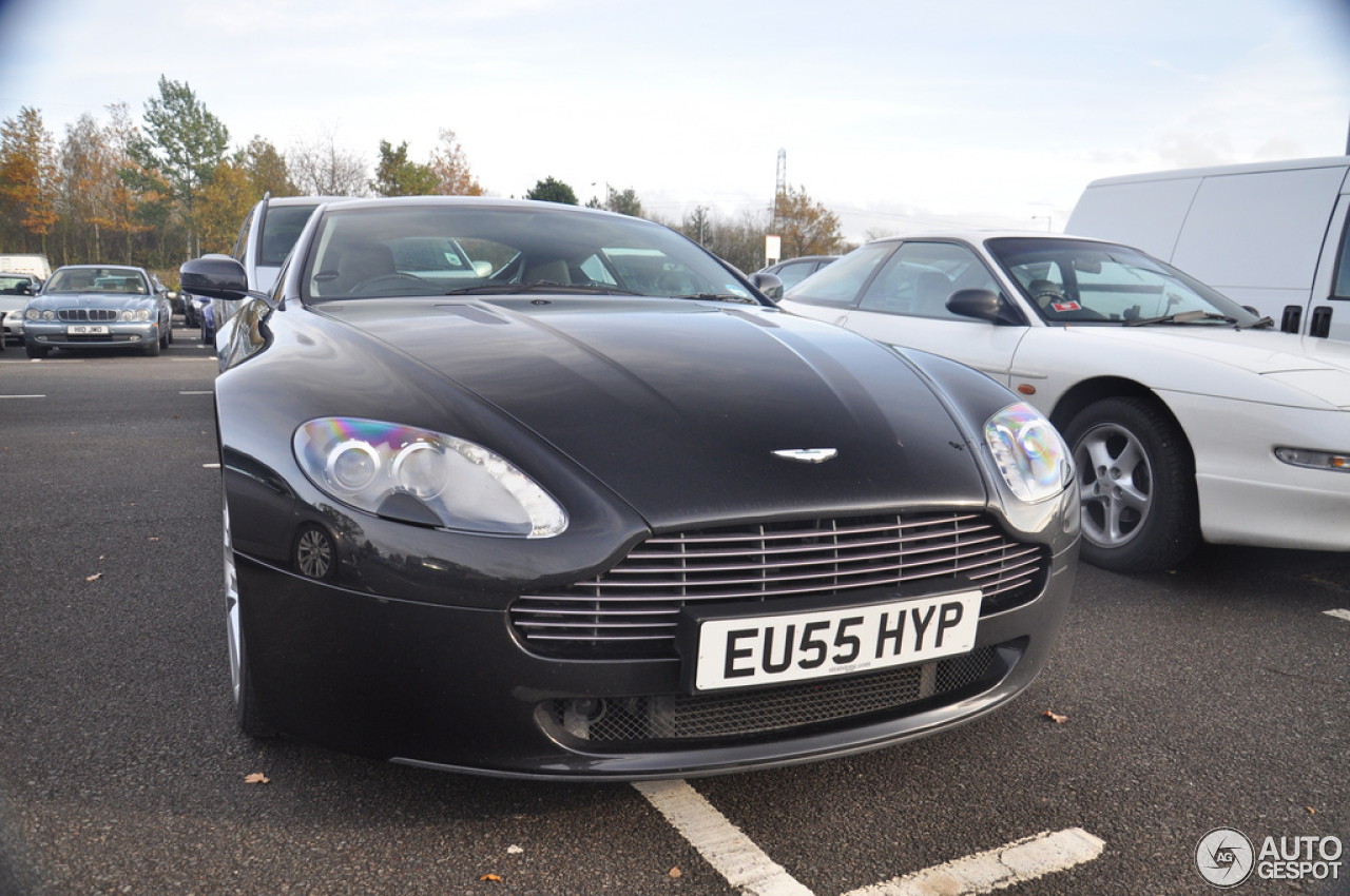 Aston Martin V8 Vantage