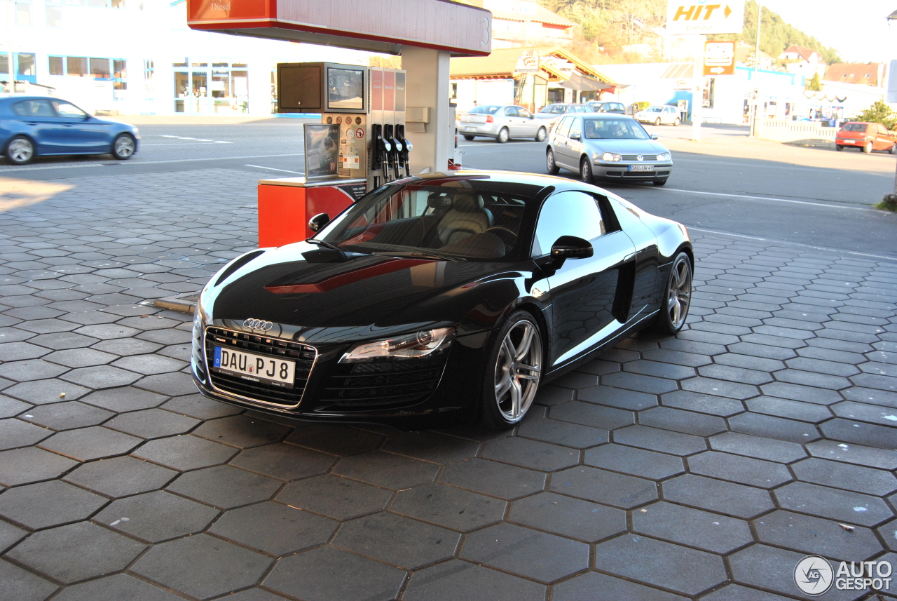 Audi R8