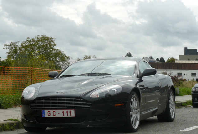 Aston Martin DB9