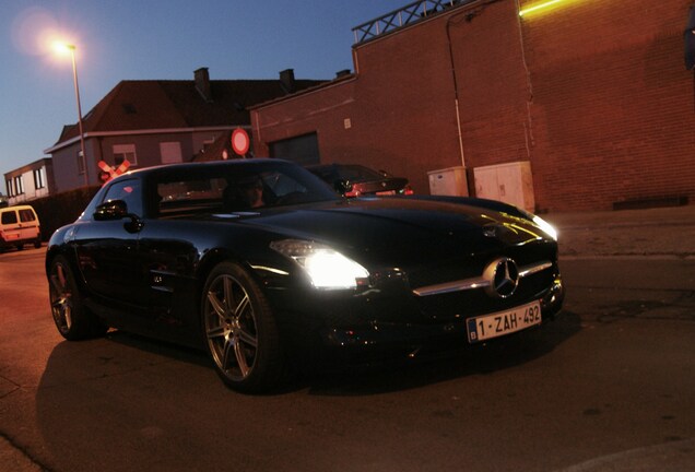 Mercedes-Benz SLS AMG