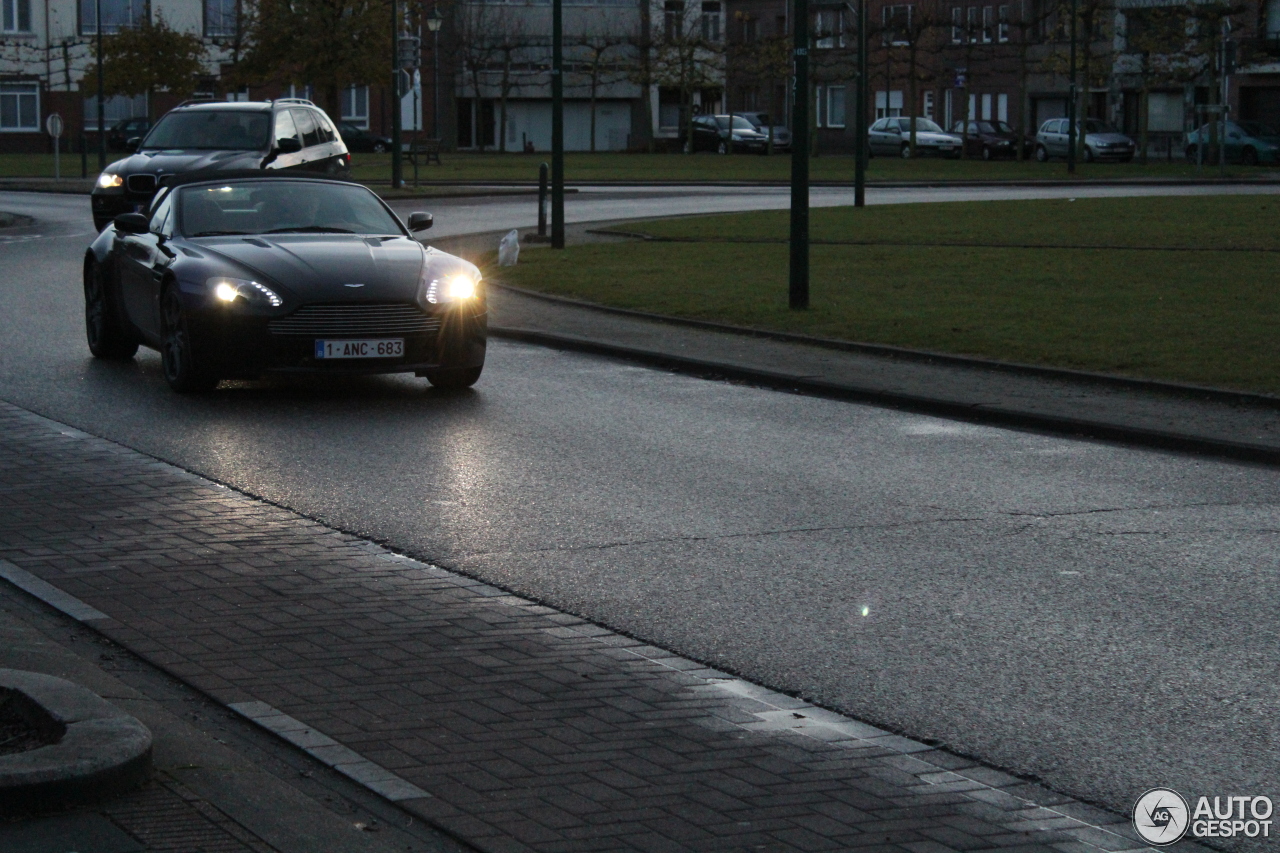 Aston Martin V8 Vantage Roadster