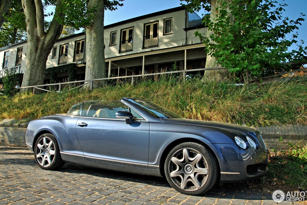 Bentley Continental GTC