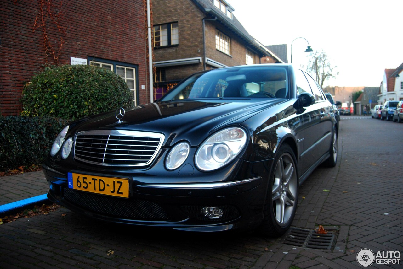 Mercedes-Benz E 55 AMG