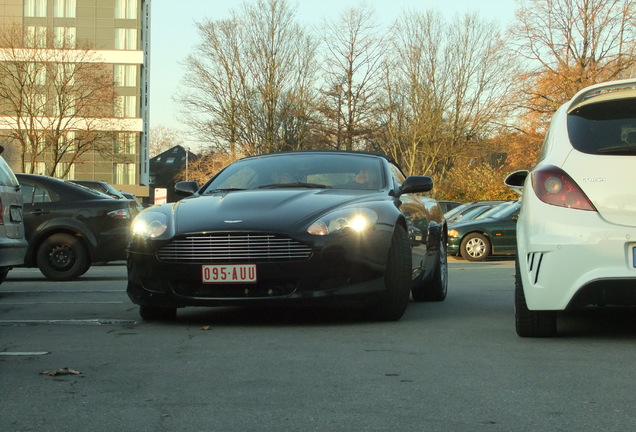 Aston Martin DB9 Volante