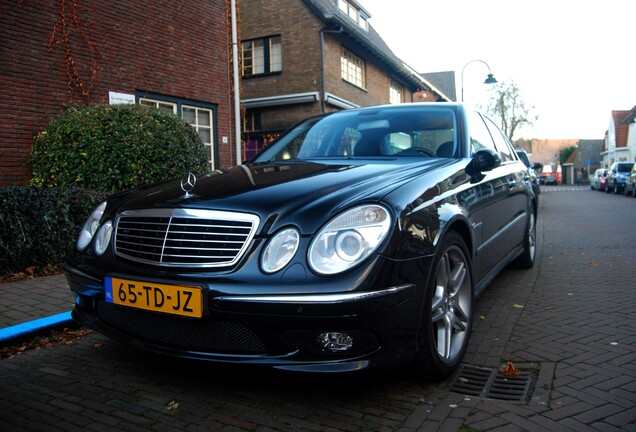 Mercedes-Benz E 55 AMG