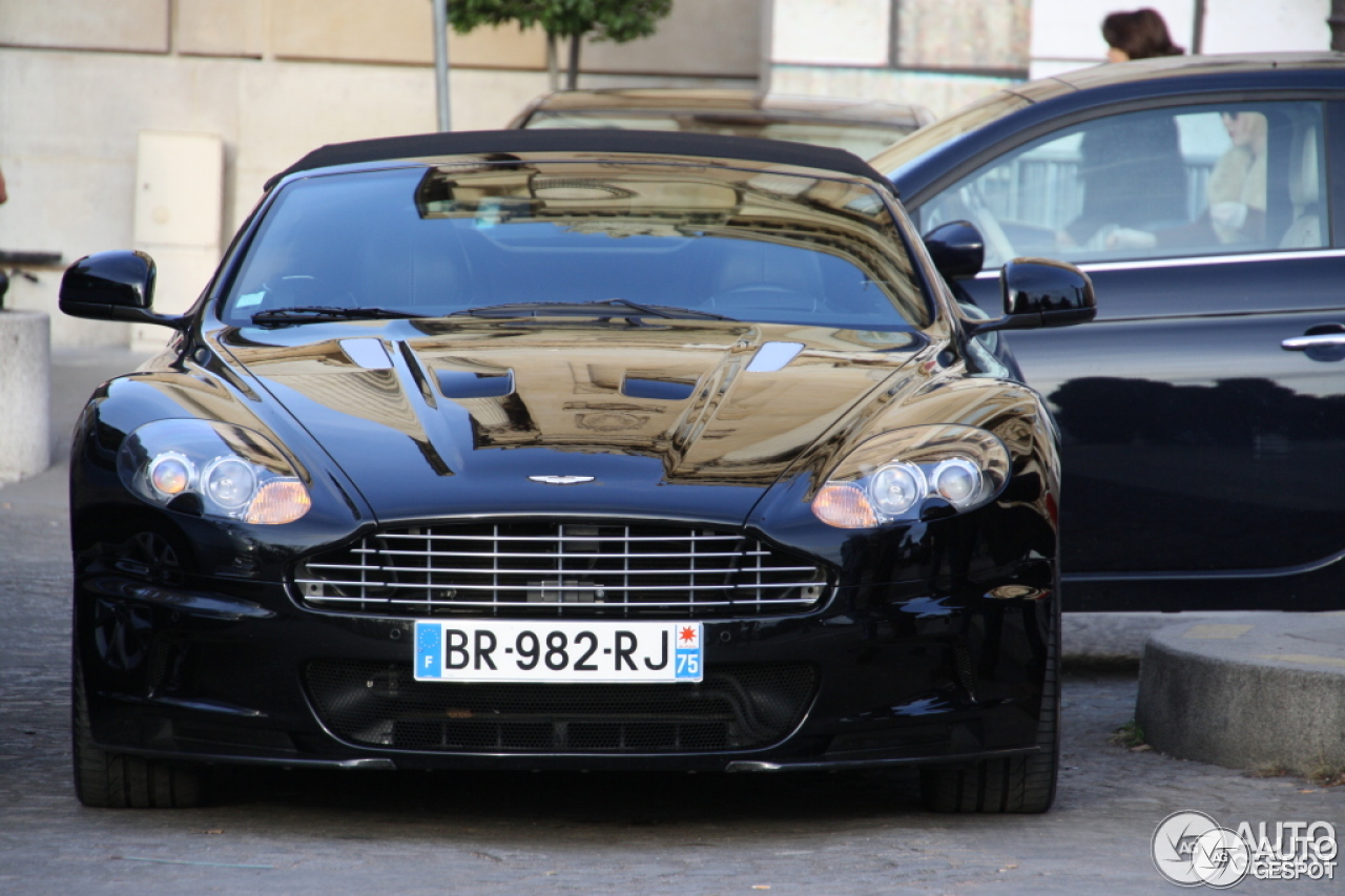 Aston Martin DBS Volante