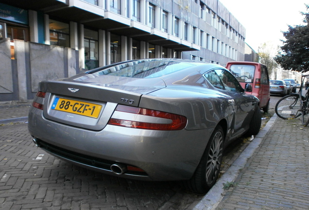 Aston Martin DB9