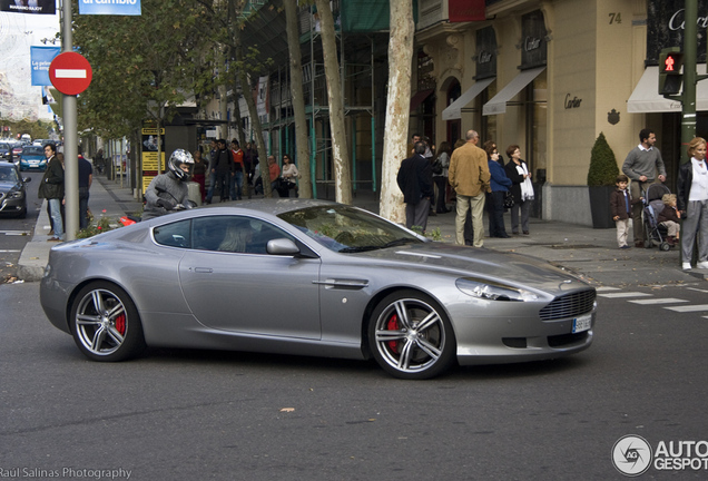 Aston Martin DB9 LM