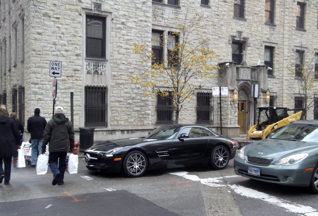 Mercedes-Benz SLS AMG