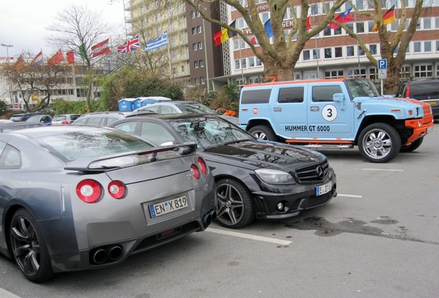 Nissan GT-R