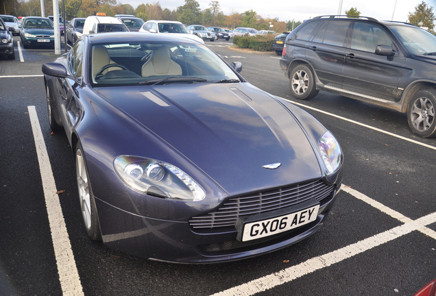 Aston Martin V8 Vantage