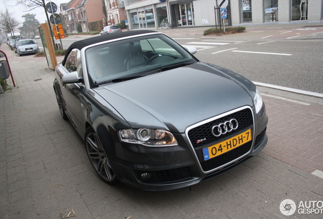 Audi RS4 Cabriolet