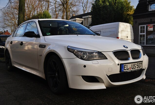 BMW M5 E60 2005