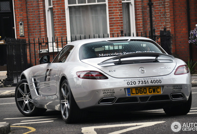 Mercedes-Benz SLS AMG