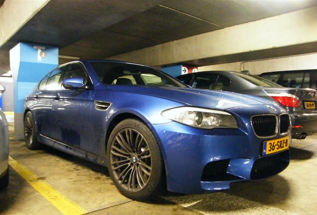 BMW M5 F10 2011