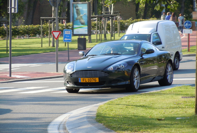 Aston Martin DB9