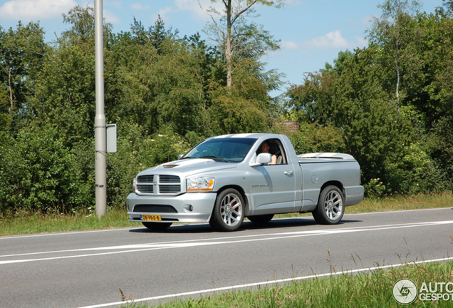 Dodge RAM SRT-10