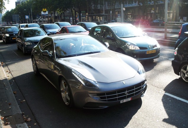 Ferrari FF