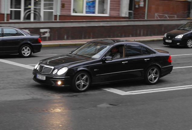 Mercedes-Benz E 63 AMG